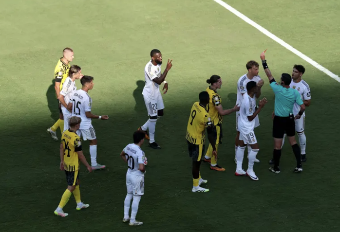 Real Madrid thắng nghẹt thở Dortmund, chờ chạm trán PSG ở bán kết- Ảnh 8. Real Madrid thắng nghẹt thở Dortmund, chờ chạm trán PSG ở bán kết- Ảnh 8.