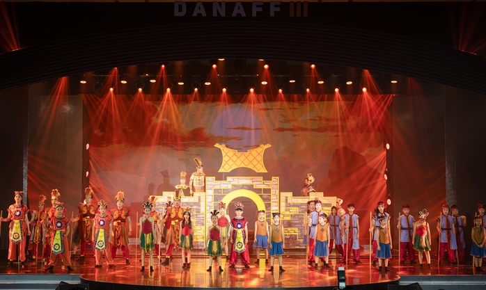 “The Enchanted Crossbow” của Victoria School tỏa sáng tại DANAFF III - Ảnh 1. “The Enchanted Crossbow” của Victoria School tỏa sáng tại DANAFF III - Ảnh 1.