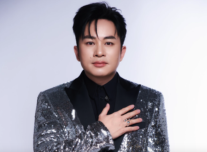 Ca sĩ Tùng Dương ra mắt MV "Việt Nam kỷ nguyên vươn mình"- Ảnh 3. Ca sĩ Tùng Dương ra mắt MV "Việt Nam kỷ nguyên vươn mình"- Ảnh 3.