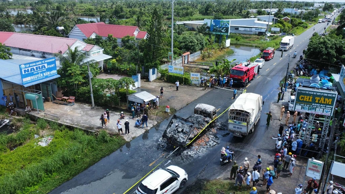 Hai người tử vong sau vụ tai nạn giao thông nghiêm trọng ở Cà Mau - Ảnh 1.