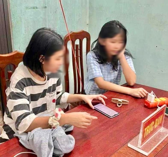 Tìm thấy 2 thiếu nữ mất tích khi ra Hà Nội xin việc làm - Ảnh 1. Tìm thấy 2 thiếu nữ mất tích khi ra Hà Nội xin việc làm - Ảnh 1.