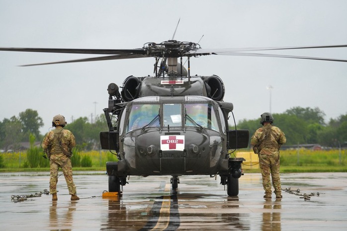 Mỹ: Hàng chục người chết ở trại hè Texas, cảnh tượng khiến nhiều người bật khóc- Ảnh 3. Mỹ: Hàng chục người chết ở trại hè Texas, cảnh tượng khiến nhiều người bật khóc- Ảnh 3.
