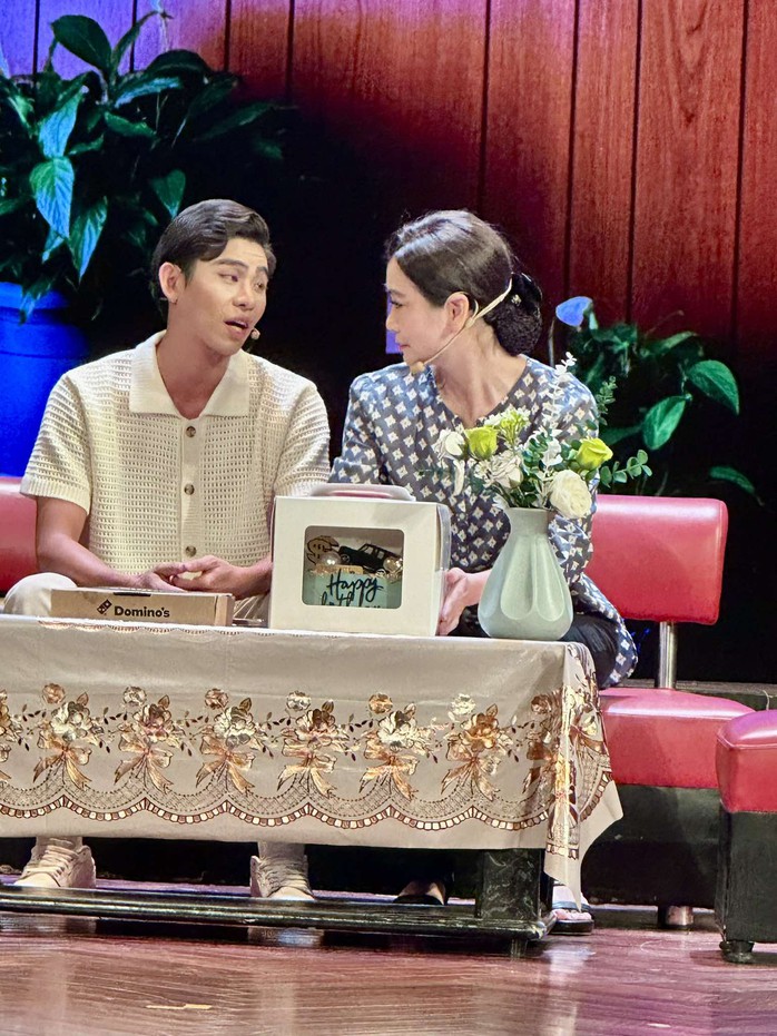 Quốc Thảo, Bình Tinh, Lâm Vỹ Dạ - Những giọt nước mắt hạnh phúc sau ánh đèn sân khấu - Ảnh 3.