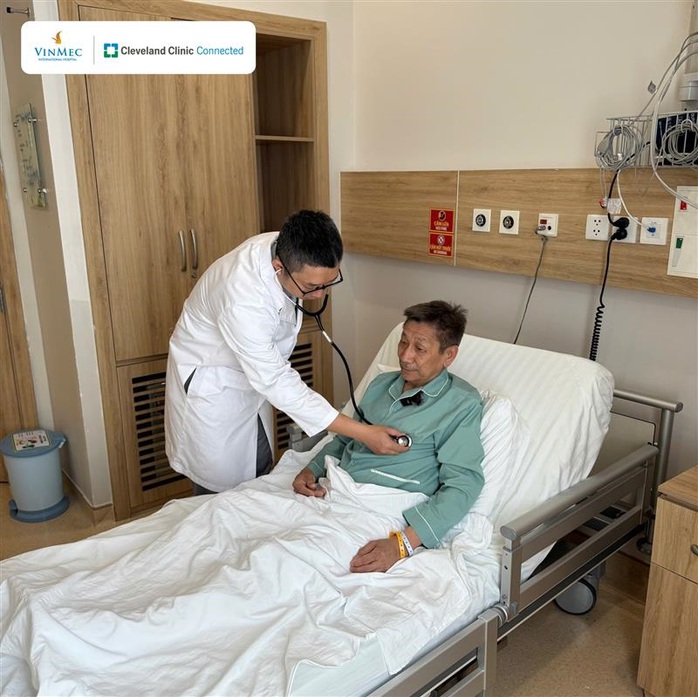 60 phút vàng cứu sống ngoạn mục Việt kiều Canada bị nhồi máu cơ tim- Ảnh 2. 60 phút vàng cứu sống ngoạn mục Việt kiều Canada bị nhồi máu cơ tim- Ảnh 2.