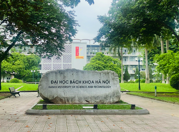 380 học sinh xuất sắc được tuyển thẳng vào ĐH Bách khoa Hà Nội - Ảnh 1. 380 học sinh xuất sắc được tuyển thẳng vào ĐH Bách khoa Hà Nội - Ảnh 1.