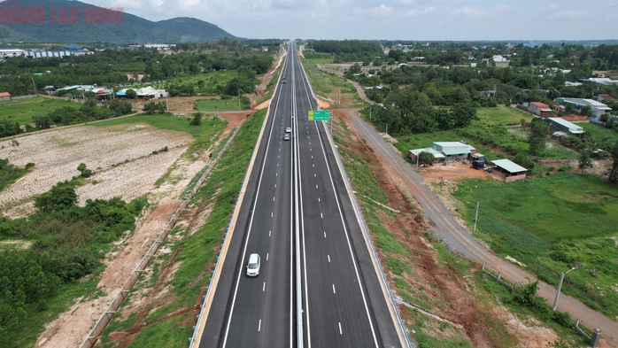 Báo in ngày 9-7: Bắt buộc kê đơn thuốc điện tử- Ảnh 3. Báo in ngày 9-7: Bắt buộc kê đơn thuốc điện tử- Ảnh 3.