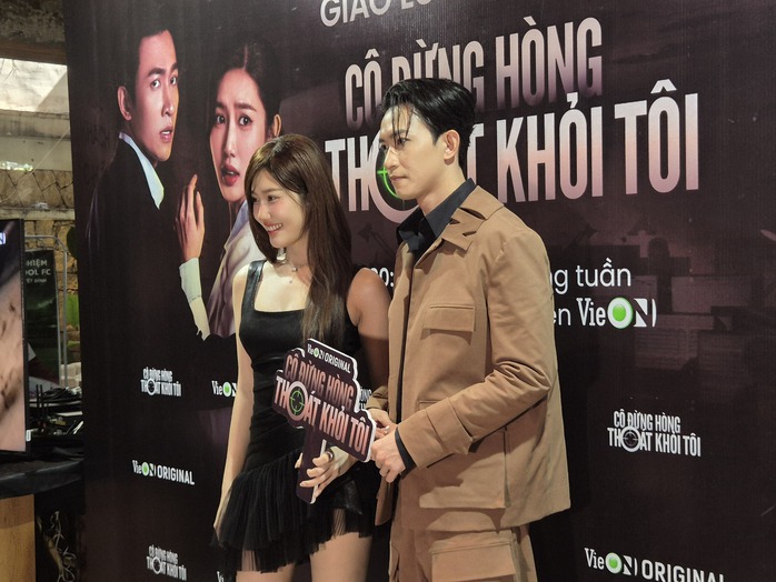 "Chị hai quốc dân" Lê Phương lột xác điển trai, mạnh mẽ - Ảnh 4.