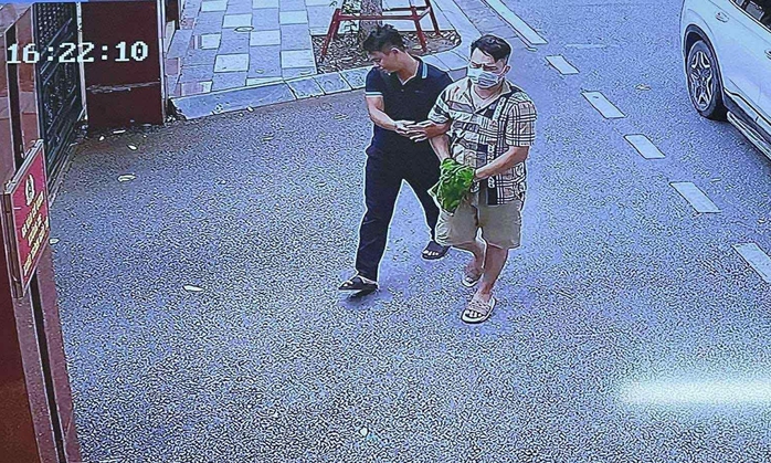 Giang hồ mạng Tiến "Bịp" từng 2 lần thi đỗ đại học với điểm số cao vượt trội- Ảnh 2. Giang hồ mạng Tiến "Bịp" từng 2 lần thi đỗ đại học với điểm số cao vượt trội- Ảnh 2.