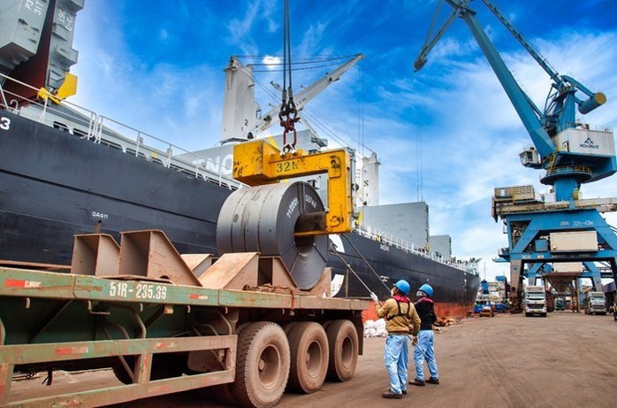 Quảng Ngãi dẫn đầu cả nước về tăng trưởng kinh tế 6 tháng đầu năm 2025- Ảnh 2. Quảng Ngãi dẫn đầu cả nước về tăng trưởng kinh tế 6 tháng đầu năm 2025- Ảnh 2.