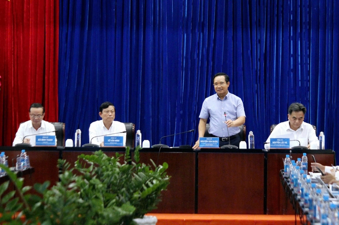 Kim chỉ nam để TP HCM phát triển - Ảnh 1.