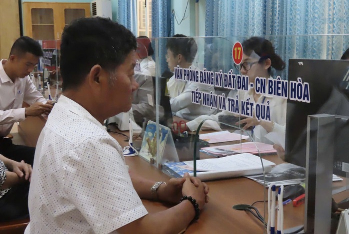 Đồng Nai chấn chỉnh việc lạm dụng yêu cầu nộp bản sao chứng thực khi giải quyết thủ tục hành chính- Ảnh 1.
