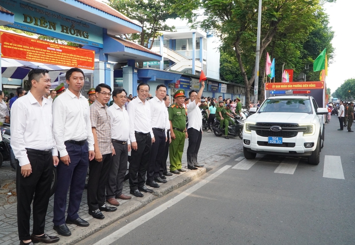 Ấn tượng nhiều công trình hàng chục tỉ đồng chăm lo cho nhân dân phường Diên Hồng- Ảnh 3. Ấn tượng nhiều công trình hàng chục tỉ đồng chăm lo cho nhân dân phường Diên Hồng- Ảnh 3.