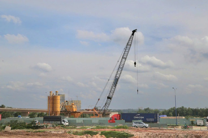 Dự kiến 15-8, đóng làn Mỹ Phước - Tân Vạn để thi công cầu vượt trên đường Vành đai 3 - Ảnh 1.