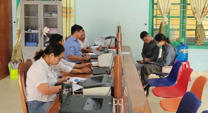 Xã La Êê ở Đà Nẵng chỉ tiếp nhận 17 hồ sơ hành chính trong tháng 7 - Ảnh 1. Xã La Êê ở Đà Nẵng chỉ tiếp nhận 17 hồ sơ hành chính trong tháng 7 - Ảnh 1.