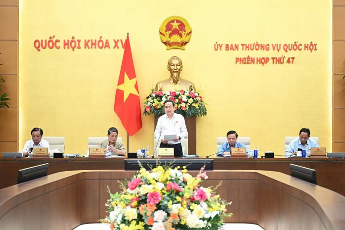 Phiên họp thứ 48 của Ủy ban Thường vụ Quốc hội xem xét 17 nội dung quan trọng- Ảnh 1. Phiên họp thứ 48 của Ủy ban Thường vụ Quốc hội xem xét 17 nội dung quan trọng- Ảnh 1.