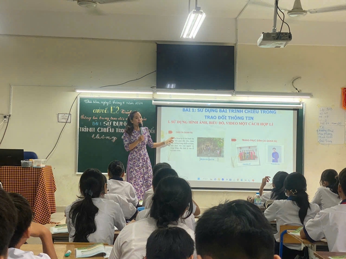 Tỉ lệ giáo viên/lớp còn thấp- Ảnh 1. Tỉ lệ giáo viên/lớp còn thấp- Ảnh 1.