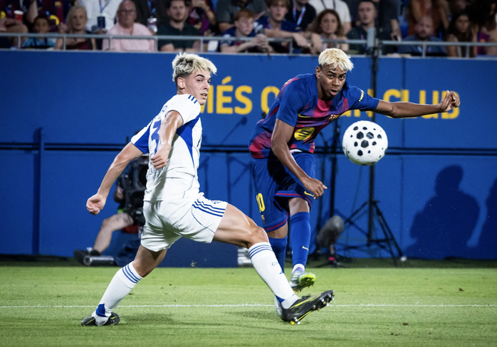 Thắng đậm Como, Barcelona có danh hiệu đầu mùa cúp Joan Gamper  - Ảnh 5.