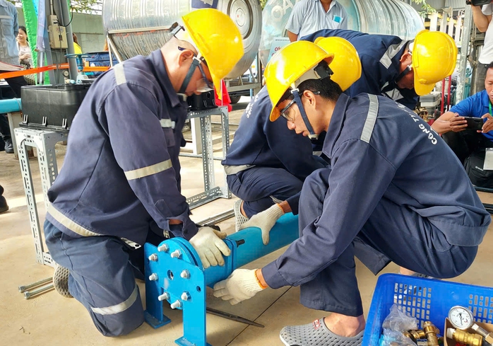 Giải tỏa băn khoăn về mức đóng BHXH - Ảnh 1.