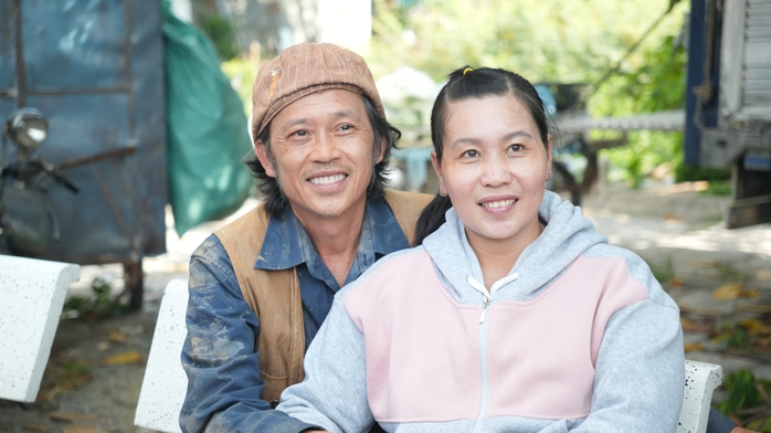 NSƯT Hoài Linh, Tuấn Trần được khán giả miền Tây vây kín - Ảnh 7.