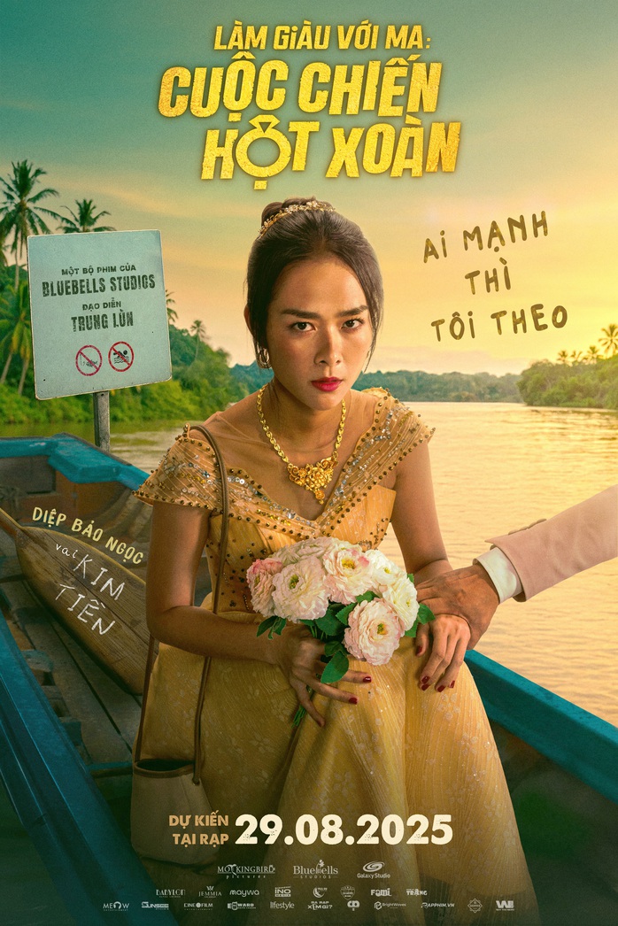 NSƯT Hoài Linh, Tuấn Trần được khán giả miền Tây vây kín - Ảnh 1.