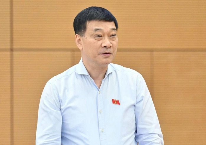Cần lộ trình và giải pháp hỗ trợ cấm xe máy xăng tại Vành đai 1 Hà Nội - Ảnh 1.