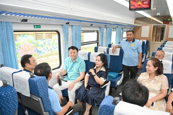 Khám phá "chuyên cơ mặt đất" sang trọng của Việt Nam - Ảnh 8.