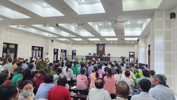 Xét xử vụ án Công ty Tài chính Vietnam Capital lừa đảo gần 300 bị hại - Ảnh 1.
