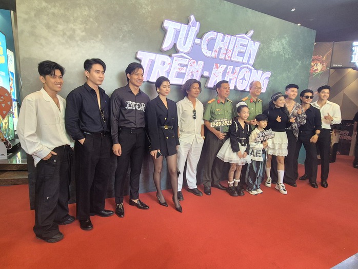 Đạo diễn Hàm Trần: "Tôi là fan anh Thái Hòa!" - Ảnh 2.