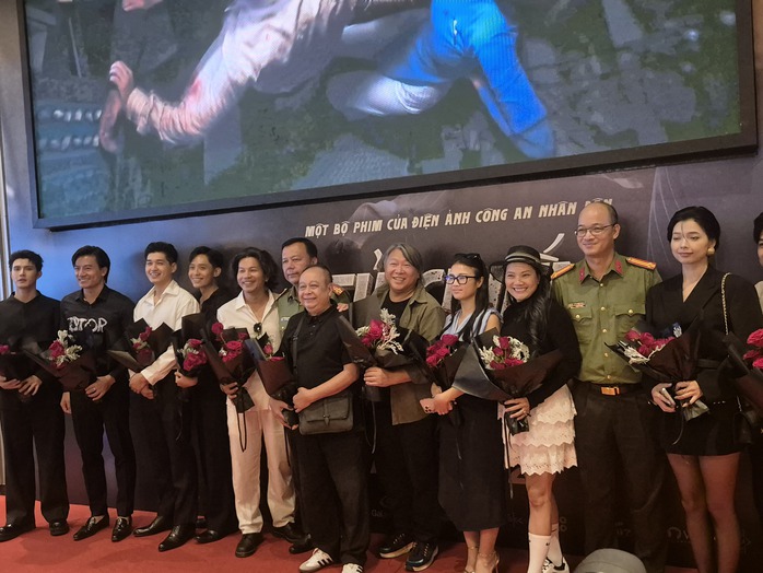 Đạo diễn Hàm Trần: "Tôi là fan anh Thái Hòa!" - Ảnh 9.