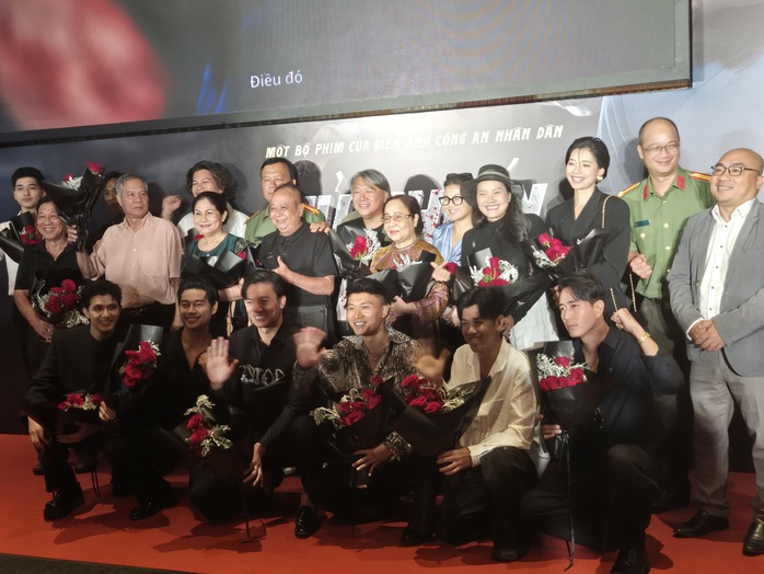 Đạo diễn Hàm Trần: "Tôi là fan anh Thái Hòa!" - Ảnh 8.