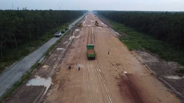 Hai dự án cao tốc, vành đai ở khu vực Bình Dương cũ đang triển khai thi công thế nào?- Ảnh 1. Hai dự án cao tốc, vành đai ở khu vực Bình Dương cũ đang triển khai thi công thế nào?- Ảnh 1.