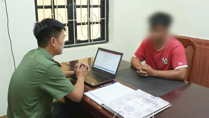 Lời khai của 3 đối tượng "nuôi khách", quay video "nhạy cảm" - Ảnh 2. Lời khai của 3 đối tượng "nuôi khách", quay video "nhạy cảm" - Ảnh 2.