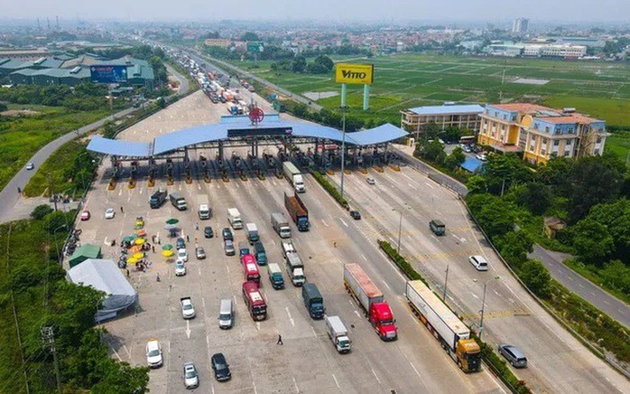Hơn 4 triệu ô tô không được qua trạm thu phí nếu không có tài khoản giao thông - Ảnh 1. Hơn 4 triệu ô tô không được qua trạm thu phí nếu không có tài khoản giao thông - Ảnh 1.