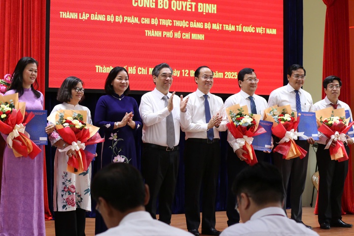 Bà Trương Thị Bích Hạnh làm Bí thư Đảng bộ Mặt trận Tổ quốc Việt Nam TP HCM - Ảnh 2.