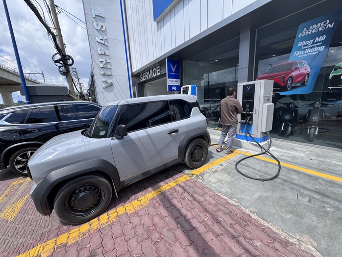 Thị trường ô tô Việt Nam tăng trưởng,  ô tô điện VinFast tháng 7 - Ảnh 1.