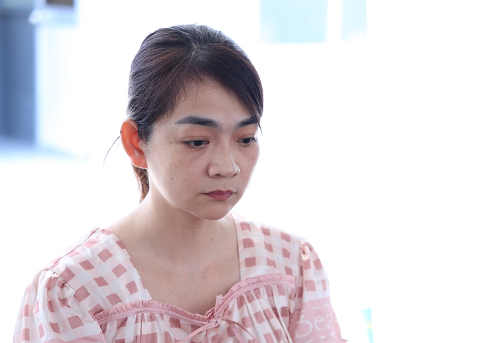 Bắt tạm giam Lăng Ngọc Diễm lừa đảo giả nhân viên ngân hàng ở An Giang - Ảnh 2.