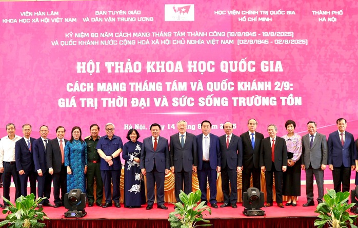 Từ ánh sáng Cách mạng Tháng Tám giúp chúng ta thêm vững tin tiến vào kỷ nguyên giàu mạnh- Ảnh 3.