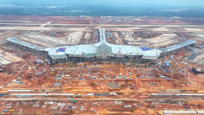 Khai thác sân bay Tân Sơn Nhất và Long Thành: Tương lai hàng không Việt Nam - Ảnh 1.
