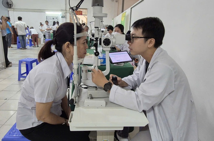 Chương trình "Mắt sáng Công đoàn" đến với công nhân Công ty may Phương Nam- Ảnh 2.