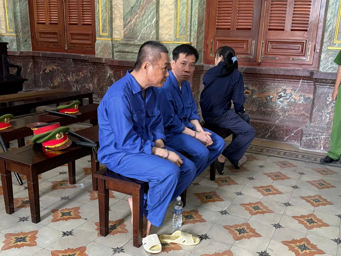 Làm giả tài liệu của Sở Giáo dục và Đào tạo chiếm đoạt dần 2 tỉ đồng - Ảnh 1.