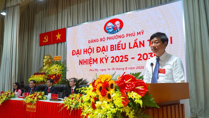Ra mắt Ban Chấp hành Đảng bộ, Ban Thường vụ Đảng ủy phường Phú Mỹ- Ảnh 4.