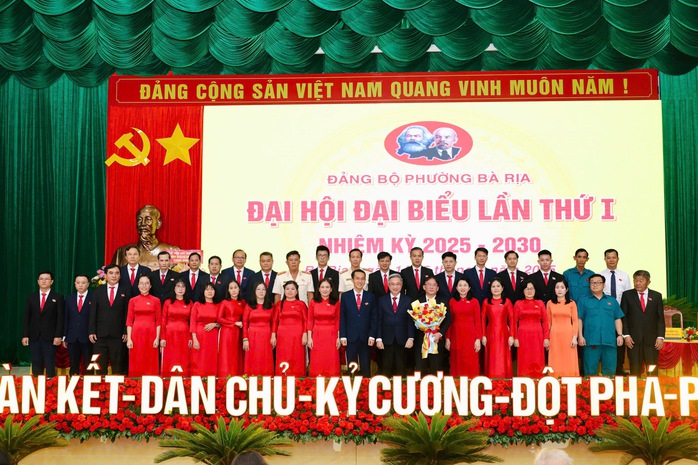 Ông Trần Tuấn Lĩnh được chỉ định giữ chức Bí thư Đảng ủy phường Bà Rịa- Ảnh 3.