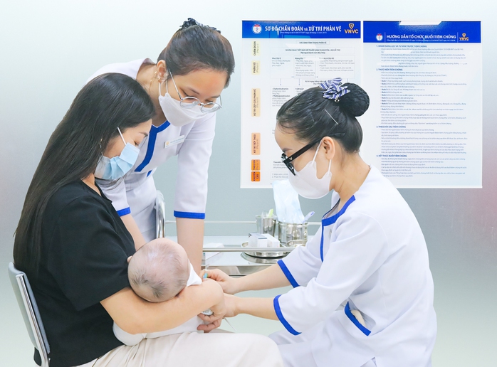 VNVC có vắc-xin phòng “bệnh tử trong 24 giờ”, bảo vệ trẻ ngay từ 6 tuần tuổi- Ảnh 2.
