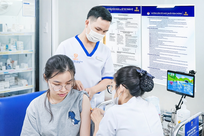 VNVC có vắc-xin phòng “bệnh tử trong 24 giờ”, bảo vệ trẻ ngay từ 6 tuần tuổi- Ảnh 3.