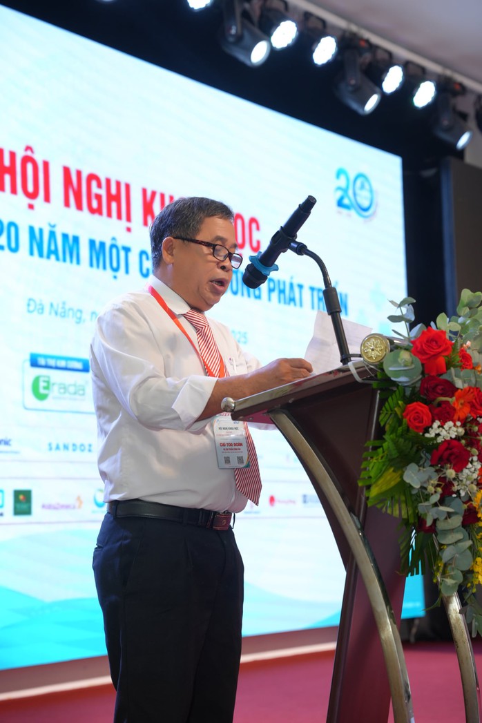 Giám đốc Sở Y tế Đà Nẵng: Bệnh viện Vĩnh Đức là “tấm gương vượt khó”- Ảnh 6.