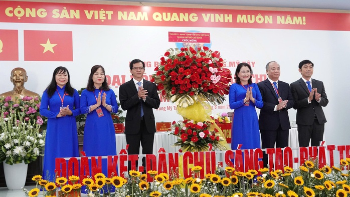 Bà Nguyễn Thị Ngọc Duyên làm Bí thư phường Trung Mỹ Tây, TP HCM- Ảnh 2.