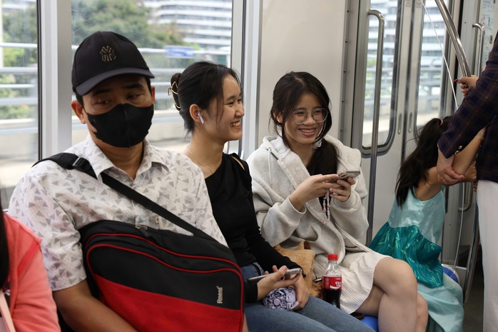Metro số 1 chạy tối đa 264 chuyến dịp lễ 2-9 - Ảnh 2.