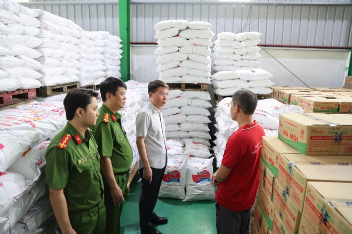 80 NĂM RỰC RỠ CHIẾN CÔNG (*): Không khoan nhượng với tội phạm - Ảnh 1. 80 NĂM RỰC RỠ CHIẾN CÔNG (*): Không khoan nhượng với tội phạm - Ảnh 1.
