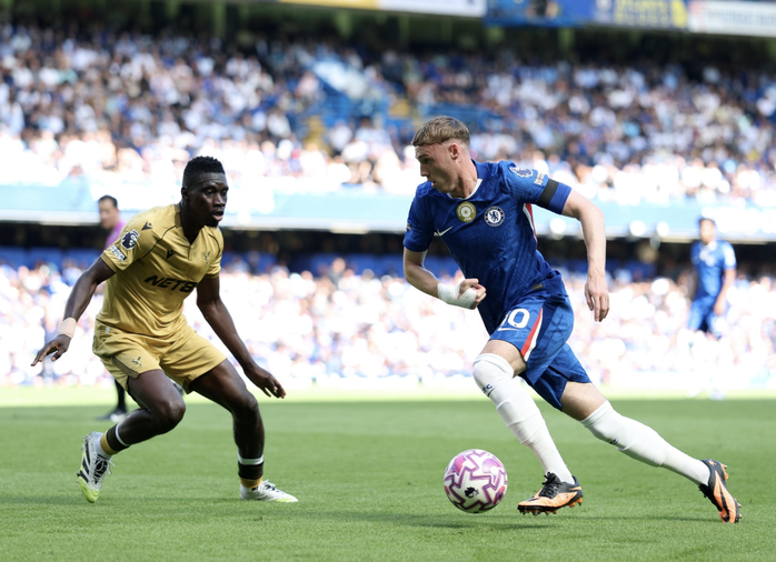 Nhà vô địch thế giới Chelsea bị Palace cầm hòa tại sân nhà Stamford Bridge - Ảnh 1.
