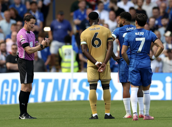Nhà vô địch thế giới Chelsea bị Palace cầm hòa tại sân nhà Stamford Bridge - Ảnh 3.